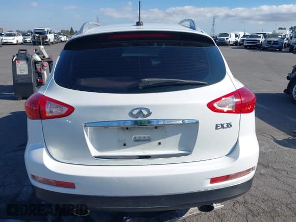 ✅ 2009 Infiniti EX Journey • VIN: JNKAJ09E49M900100 • Лот: 43638594. Опубликован ранее на IAAI с пробегом 118 175 миль. Бесплатный доступ к архиву аукционных продаж из США и подробный отчёт об истории автомобиля на DreamBid. Изображение 15.