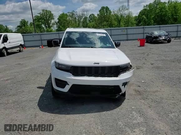 2023 Jeep Grand Cherokee Altitude X with VIN 1C4RJHAG0PC645951, listed as a Copart auction lot 55732255 with 27,185 mi miles and Salvage title. Bid and sale history available at DreamBid. Image 15.