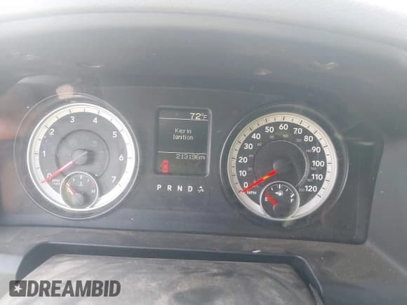 ✅ 2013 Ram 2500 Tradesman • VIN: 3C6TR5CT5DG614833 • Lot: 43677134. Wystawiony na IAAI z przebiegiem 213 196 mil. Bezpłatny archiwum sprzedaży aukcyjnych z USA i szczegółowy raport historii pojazdu na DreamBid. Zdjęcie 7.