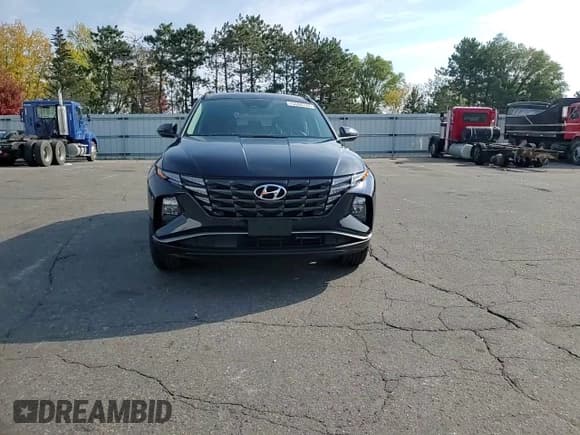 ✅ 2022 Hyundai Tucson SEL Convenience • VIN: KM8JFCA16NU075101 • Lot: 75664734. Wystawiony na Copart z przebiegiem 13 040 mil. Bezpłatny archiwum sprzedaży aukcyjnych z USA i szczegółowy raport historii pojazdu na DreamBid. Zdjęcie 12.