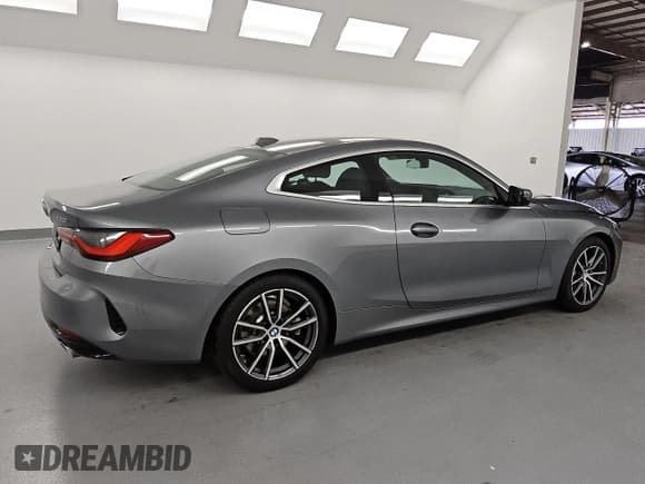 ✅ 2025 BMW 4 Series 430i • VIN: WBA43DA03SCS77223 • Lot: 59762855. Listed on Copart with 21,131 mi. Free auction sales archive from the USA and detailed vehicle history report at DreamBid. Image 3.