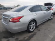 ✅ 2015 Nissan Altima SL • VIN: 1N4BL3AP0FC495519 • Lot: 43679702. Wystawiony na IAAI z przebiegiem 107 391 mil. Bezpłatny archiwum sprzedaży aukcyjnych z USA i szczegółowy raport historii pojazdu na DreamBid. Zdjęcie 4.