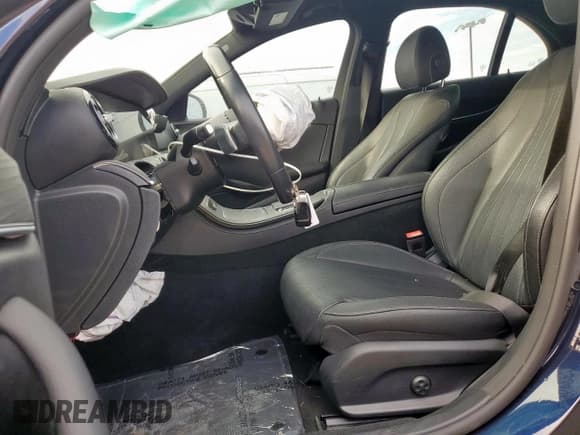 ✅ 2022 Mercedes-Benz E 350 • VIN: W1KZF8DBXNB045044 • Lot: 81934965. Wystawiony na Copart z przebiegiem 35 464 mil. Bezpłatny archiwum sprzedaży aukcyjnych z USA i szczegółowy raport historii pojazdu na DreamBid. Zdjęcie 7.