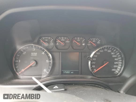 ✅ 2016 Chevrolet Silverado 1500 Custom • VIN: 1GCRCPECXGZ371148 • Лот: 57781785. Опубликован ранее на Copart с пробегом 175 807 миль. Бесплатный доступ к архиву аукционных продаж из США и подробный отчёт об истории автомобиля на DreamBid. Изображение 9.