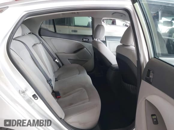 ✅ 2011 Kia Optima LX • VIN: KNAGM4A7XB5194643 • Лот: 42809154. Опубликован ранее на IAAI с пробегом 137 972 миль. Бесплатный доступ к архиву аукционных продаж из США и подробный отчёт об истории автомобиля на DreamBid. Изображение 8.