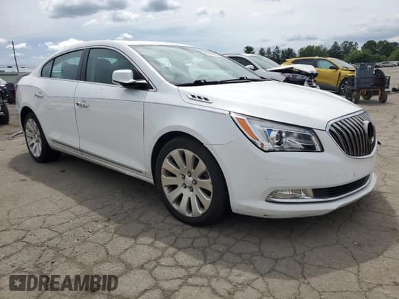 ✅ 2016 Buick LaCrosse Premium I • VIN: 1G4GE5G36GF135371 • Lot: 65119035. Listed on Copart with 52,134 mi. Free auction sales archive from the USA and detailed vehicle history report at DreamBid. Image 4.