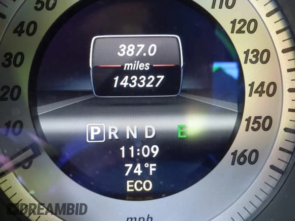 ✅ 2013 Mercedes-Benz C 300 Sport • VIN: WDDGF8AB5DR282431 • Lot: 43166289. Wystawiony na IAAI z przebiegiem 143 327 mil. Bezpłatny archiwum sprzedaży aukcyjnych z USA i szczegółowy raport historii pojazdu na DreamBid. Zdjęcie 15.