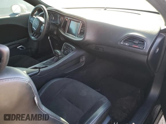 ✅ 2020 Dodge Challenger R/T Scat Pack Widebody • VIN: 2C3CDZFJ3LH159654 • Lot: 79112314. Wystawiony na Copart z przebiegiem 34 489 mil. Bezpłatny archiwum sprzedaży aukcyjnych z USA i szczegółowy raport historii pojazdu na DreamBid. Zdjęcie 8.