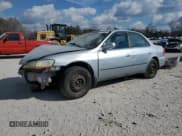 ✅ 1998 Honda Accord LX • VIN: 1HGCG5646WA224829 • Лот: 93234335. Опубликован ранее на Copart с пробегом 291 391 миль. Бесплатный доступ к архиву аукционных продаж из США и подробный отчёт об истории автомобиля на DreamBid. Изображение 1.