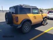 ✅ 2021 Ford Bronco • VIN: 1FMDE5CP8MLA64599 • Lot: 61614225. Wystawiony na Copart z przebiegiem 34 684 mil. Bezpłatny archiwum sprzedaży aukcyjnych z USA i szczegółowy raport historii pojazdu na DreamBid. Zdjęcie 3.