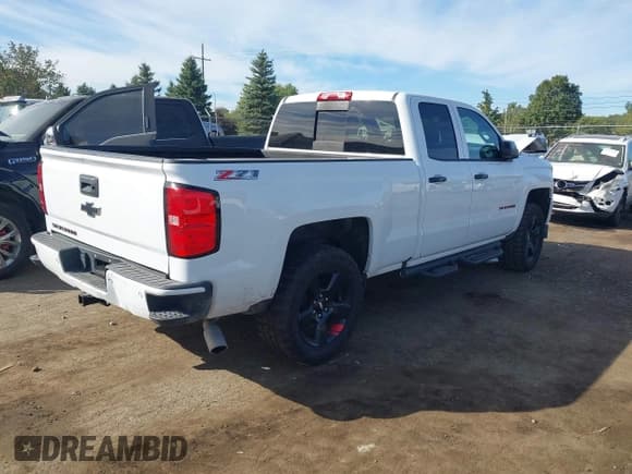 ✅ 2017 Chevrolet Silverado 1500 LT • VIN: 1GCVKREC9HZ267541 • Lot: 43334191. Wystawiony na IAAI z przebiegiem 192 018 mil. Bezpłatny archiwum sprzedaży aukcyjnych z USA i szczegółowy raport historii pojazdu na DreamBid. Zdjęcie 4.