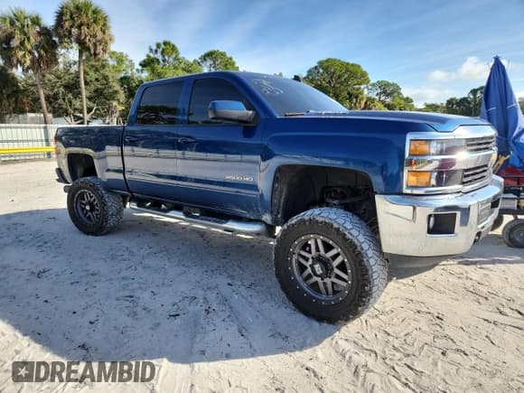 ✅ 2016 Chevrolet Silverado 2500HD LT • VIN: 1GC1KVE82GF264662 • Lot: 91906605. Wystawiony na Copart z przebiegiem 142 354 mil. Bezpłatny archiwum sprzedaży aukcyjnych z USA i szczegółowy raport historii pojazdu na DreamBid. Zdjęcie 4.