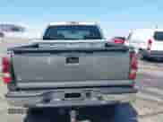 2007 Chevrolet Silverado 1500 LT1 z VIN 2GCEC13Z271162112, wystawiony jako IAAI lot #42003402 z przebiegiem 343 076 mil mil oraz . Historia ofert i sprzedaży dostępna na DreamBid. Obrazek 16.