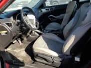 ✅ 2014 Hyundai Veloster • VIN: KMHTC6AD6EU215791 • Lot: 46347575. Wystawiony na Copart z przebiegiem 124 772 mil. Bezpłatny archiwum sprzedaży aukcyjnych z USA i szczegółowy raport historii pojazdu na DreamBid. Zdjęcie 7.