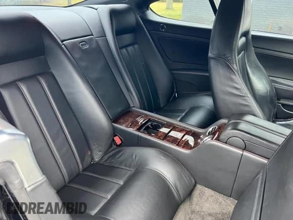 ✅ 2006 Bentley Continental GT GT • VIN: SCBCR63W96C039069 • Lot: 87884785. Wystawiony na Copart z przebiegiem 125 007 mil. Bezpłatny archiwum sprzedaży aukcyjnych z USA i szczegółowy raport historii pojazdu na DreamBid. Zdjęcie 6.