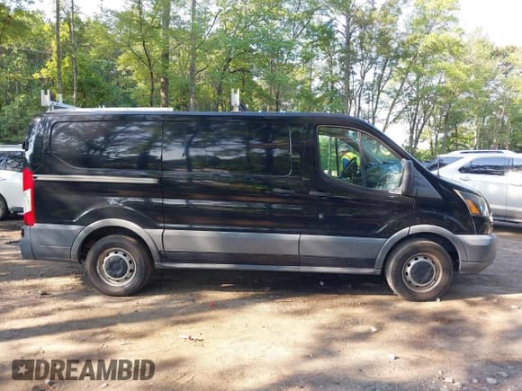 ✅ 2016 Ford Transit Cargo • VIN: 1FTYE1YM5GKA41806 • Lot: 42675031. Listed on IAAI with 84,719 mi. Free auction sales archive from the USA and detailed vehicle history report at DreamBid. Image 13.