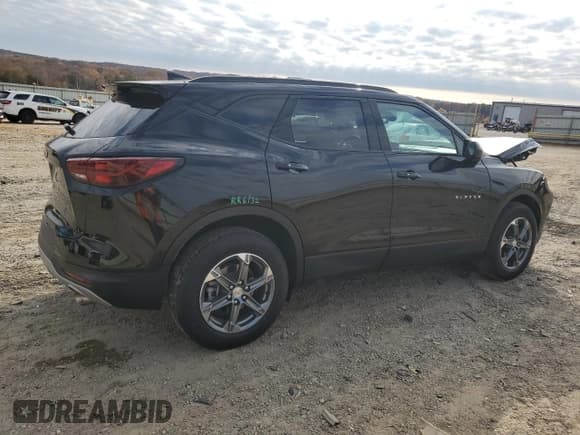 ✅ 2023 Chevrolet Blazer LT • VIN: 3GNKBCR40PS222252 • Лот: 91873445. Опубликован ранее на Copart с пробегом 15 221 миль. Бесплатный доступ к архиву аукционных продаж из США и подробный отчёт об истории автомобиля на DreamBid. Изображение 3.