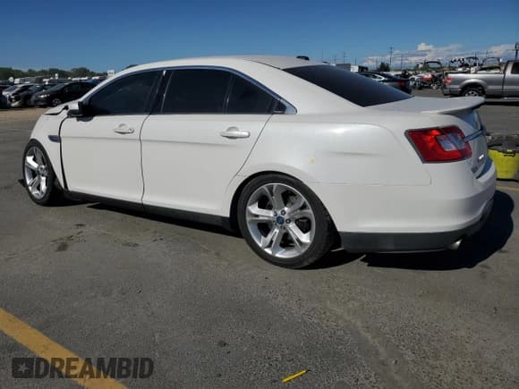 ✅ 2012 Ford Taurus SHO • VIN: 1FAHP2KT1CG137435 • Lot: 80919995. Wystawiony na Copart z przebiegiem 173 843 mil. Bezpłatny archiwum sprzedaży aukcyjnych z USA i szczegółowy raport historii pojazdu na DreamBid. Zdjęcie 2.