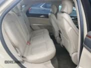 ✅ 2016 Lincoln MKZ Hybrid • VIN: 3LN6L2LU2GR629082 • Lot: 49138465. Wystawiony na Copart z przebiegiem Nie podano. Bezpłatny archiwum sprzedaży aukcyjnych z USA i szczegółowy raport historii pojazdu na DreamBid. Zdjęcie 10.