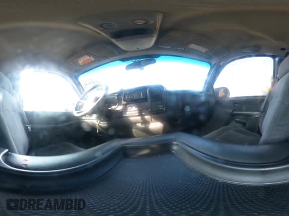 ✅ 2000 Chevrolet Silverado 1500 LS • VIN: 2GCEC19T6Y1376833 • Lot: 43355140. Wystawiony na IAAI z przebiegiem 228 369 mil. Bezpłatny archiwum sprzedaży aukcyjnych z USA i szczegółowy raport historii pojazdu na DreamBid. Zdjęcie 21.