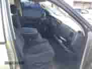 2005 Dodge 3500 SLT z VIN 3D7LS38C15G791333, wystawiony jako IAAI lot #40892553 z przebiegiem 188 933 mil mil oraz . Historia ofert i sprzedaży dostępna na DreamBid. Obrazek 5.