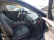 ✅ 2017 Jaguar XE • VIN: SAJAD4BN6HA975912 • Lot: 43631930. Listed on IAAI with 77,591 mi. Free auction sales archive from the USA and detailed vehicle history report at DreamBid. Image 5.