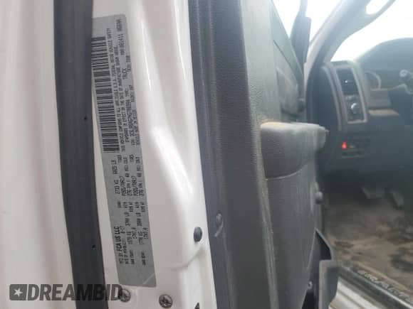 2017 Ram 1500 Tradesman z VIN 3C6JR6AG7HG786984, wystawiony jako Copart lot #81942525 z przebiegiem 118 280 mil mil oraz Szkoda całkowita • Salvage title. Historia ofert i sprzedaży dostępna na DreamBid. Obrazek 12.