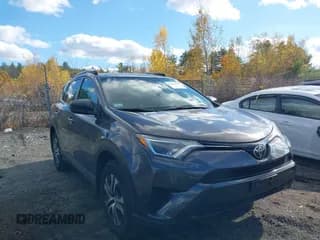 ✅ 2017 Toyota RAV4 LE • VIN: JTMBFREV0HJ144640 • Lot: 43484760. Wystawiony na IAAI z przebiegiem 163 021 mil. Bezpłatny archiwum sprzedaży aukcyjnych z USA i szczegółowy raport historii pojazdu na DreamBid. Zdjęcie 1.
