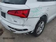 ✅ 2019 Audi Q5 Premium • VIN: WA1ANAFY9K2092462 • Lot: 42303146. Listed on IAAI with 77,161 mi. Free auction sales archive from the USA and detailed vehicle history report at DreamBid. Image 6.