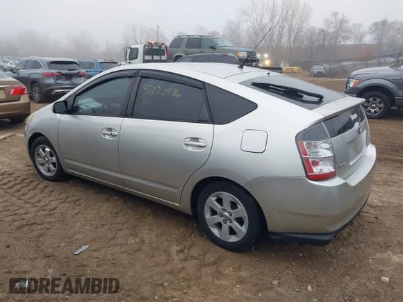 ✅ 2005 Toyota Prius • VIN: JTDKB20U253059705 • Lot: 43770836. Listed on IAAI with 274,665 mi. Free auction sales archive from the USA and detailed vehicle history report at DreamBid. Image 3.