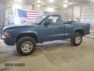 2004 Dodge Dakota с VIN 1D7GG16KX4S700391, выставлен на аукционе Copart как лот 52521875 с пробегом 155 412 миль миль и Списание • Salvage title. История ставок и продаж доступна на DreamBid. Изображение 1.