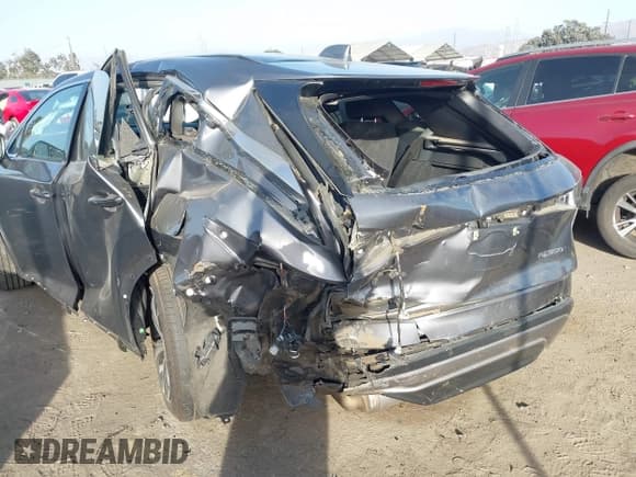 ✅ 2023 Lexus RX 350 • VIN: 2T2BAMBAXPC001221 • Лот: 41266016. Опубликован ранее на IAAI с пробегом 18 978 миль. Бесплатный доступ к архиву аукционных продаж из США и подробный отчёт об истории автомобиля на DreamBid. Изображение 6.