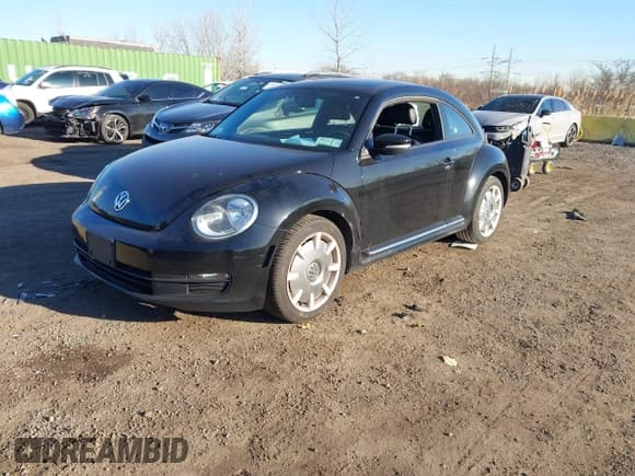 ✅ 2013 Volkswagen Beetle 2.5L • VIN: 3VWJP7AT6DM607389 • Lot: 43851360. Listed on IAAI with 109,172 mi. Free auction sales archive from the USA and detailed vehicle history report at DreamBid. Image 2.