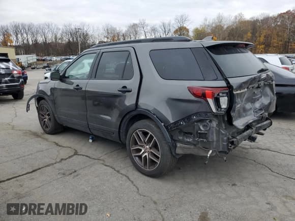 ✅ 2016 Ford Explorer Sport • VIN: 1FM5K8GT7GGD21433 • Лот: 92113475. Опубликован ранее на Copart с пробегом 55 425 миль. Бесплатный доступ к архиву аукционных продаж из США и подробный отчёт об истории автомобиля на DreamBid. Изображение 2.