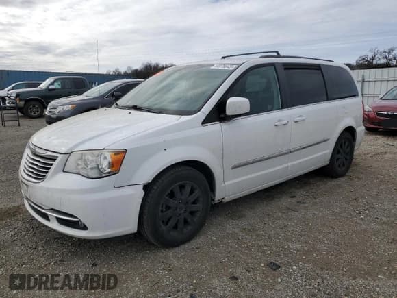 ✅ 2014 Chrysler Town & Country Touring • VIN: 2C4RC1BG4ER358911 • Lot: 44979645. Listed on Copart with 163,966 mi. Free auction sales archive from the USA and detailed vehicle history report at DreamBid. Image 1.