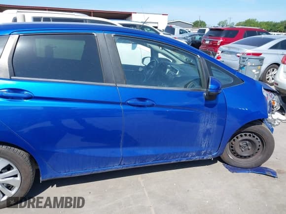 ✅ 2016 Honda Fit LX • VIN: JHMGK5H57GS003044 • Лот: 42454501. Опубликован ранее на IAAI с пробегом 132 272 миль. Бесплатный доступ к архиву аукционных продаж из США и подробный отчёт об истории автомобиля на DreamBid. Изображение 13.