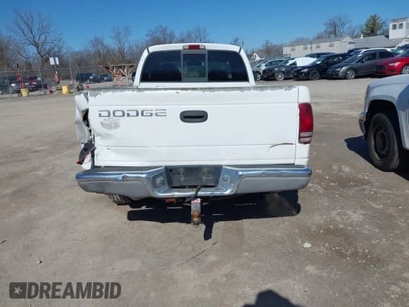 1997 Dodge Dakota z VIN 1B7GL23Y0VS158028, wystawiony jako IAAI lot #41761551 z przebiegiem 75 468 mil mil oraz . Historia ofert i sprzedaży dostępna na DreamBid. Obrazek 17.