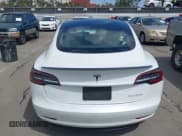 ✅ 2021 Tesla Model 3 Performance • VIN: 5YJ3E1EC2MF084594 • Lot: 42030339. Wystawiony na IAAI z przebiegiem 43 215 mil. Bezpłatny archiwum sprzedaży aukcyjnych z USA i szczegółowy raport historii pojazdu na DreamBid. Zdjęcie 16.