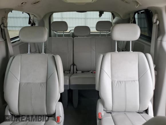 ✅ 2009 Chrysler Town & Country Limited • VIN: 2A8HR64X59R655141 • Lot: 57284615. Wystawiony na Copart z przebiegiem 214 964 mil. Bezpłatny archiwum sprzedaży aukcyjnych z USA i szczegółowy raport historii pojazdu na DreamBid. Zdjęcie 10.