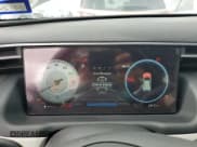 ✅ 2022 Hyundai Tucson Limited • VIN: 5NMJE3AE3NH001006 • Lot: 76097224. Wystawiony na Copart z przebiegiem 28 973 mil. Bezpłatny archiwum sprzedaży aukcyjnych z USA i szczegółowy raport historii pojazdu na DreamBid. Zdjęcie 9.