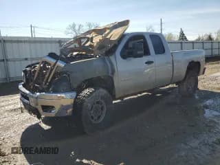 ✅ 2008 Chevrolet Silverado 2500HD 1LT • VIN: 1GCHK29698E172784 • Lot: 56011495. Wystawiony na Copart z przebiegiem Nie podano. Bezpłatny archiwum sprzedaży aukcyjnych z USA i szczegółowy raport historii pojazdu na DreamBid. Zdjęcie 1.