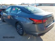 ✅ 2024 Nissan Altima SV • VIN: 1N4BL4DV2RN430180 • Lot: 43882936. Wystawiony na IAAI z przebiegiem 39 546 mil. Bezpłatny archiwum sprzedaży aukcyjnych z USA i szczegółowy raport historii pojazdu na DreamBid. Zdjęcie 3.