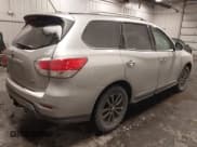 ✅ 2013 Nissan Pathfinder SL • VIN: 5N1AR2MM8DC663920 • Lot: 41586209. Listed on IAAI with 210,000 mi. Free auction sales archive from the USA and detailed vehicle history report at DreamBid. Image 4.