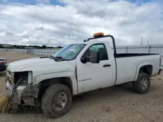2007 Chevrolet Silverado 3500 с VIN 1GCHK34667E562429, выставлен на аукционе Copart как лот 62371605 с пробегом 148 129 миль миль и Списание • Salvage title. История ставок и продаж доступна на DreamBid. Изображение 1.