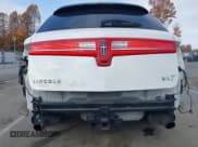 ✅ 2019 Lincoln MKT Reserve • VIN: 2LMHJ5AT2KBL00694 • Лот: 43639684. Опубликован ранее на IAAI с пробегом 121 171 миль. Бесплатный доступ к архиву аукционных продаж из США и подробный отчёт об истории автомобиля на DreamBid. Изображение 6.