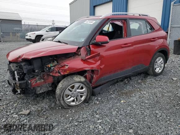 2021 Hyundai Venue SEL z VIN KMHRC8A30MU107839, wystawiony jako Copart lot #48224494 z przebiegiem Nie podano mil oraz Szkoda całkowita • Salvage title. Historia ofert i sprzedaży dostępna na DreamBid. Obrazek 1.