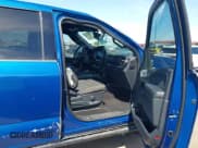 ✅ 2022 Ford F-150 XL • VIN: 1FTFW1E8XNKE96398 • Lot: 43009188. Wystawiony na IAAI z przebiegiem 51 418 mil. Bezpłatny archiwum sprzedaży aukcyjnych z USA i szczegółowy raport historii pojazdu na DreamBid. Zdjęcie 5.