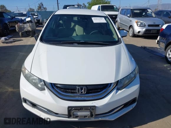 ✅ 2015 Honda Civic • VIN: 19XFB4F27FE201219 • Lot: 42034367. Listed on IAAI with 175,389 mi. Free auction sales archive from the USA and detailed vehicle history report at DreamBid. Image 12.