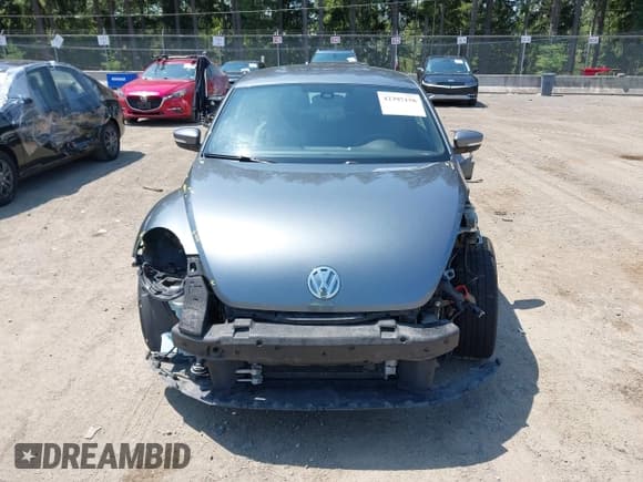 ✅ 2016 Volkswagen Beetle SE • VIN: 3VWJ17AT2GM608058 • Lot: 42397158. Wystawiony na IAAI z przebiegiem 50 351 mil. Bezpłatny archiwum sprzedaży aukcyjnych z USA i szczegółowy raport historii pojazdu na DreamBid. Zdjęcie 13.