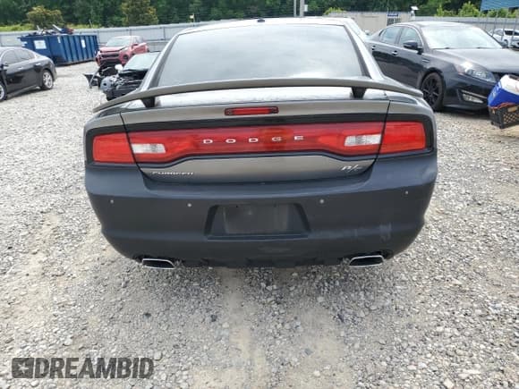 ✅ 2011 Dodge Charger Mopar 11 • VIN: 2B3CL5CT0BH535711 • Лот: 60818715. Опубликован ранее на Copart с пробегом Не указан. Бесплатный доступ к архиву аукционных продаж из США и подробный отчёт об истории автомобиля на DreamBid. Изображение 6.